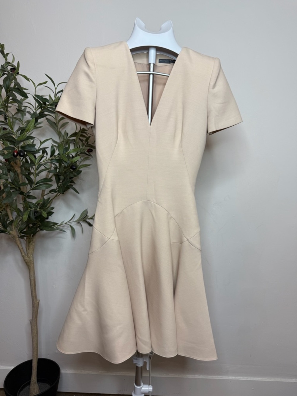 Alexander McQueen Cream Short-Sleeve V-Neck Fit-and-Flare Mini Dress